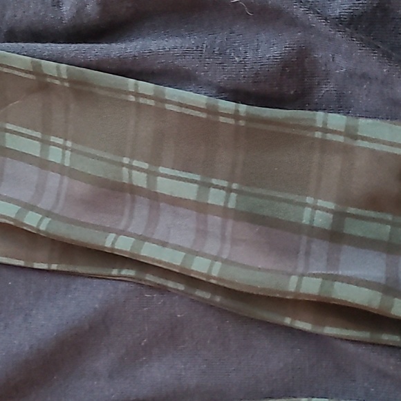 🎉Host Pick🎉 J Crew Merino mockneck sweater with tartan scarf tie - Picture 4 of 11